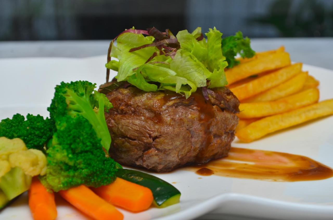 Mega Boutique Hotel Kuta Lombok Εξωτερικό φωτογραφία
